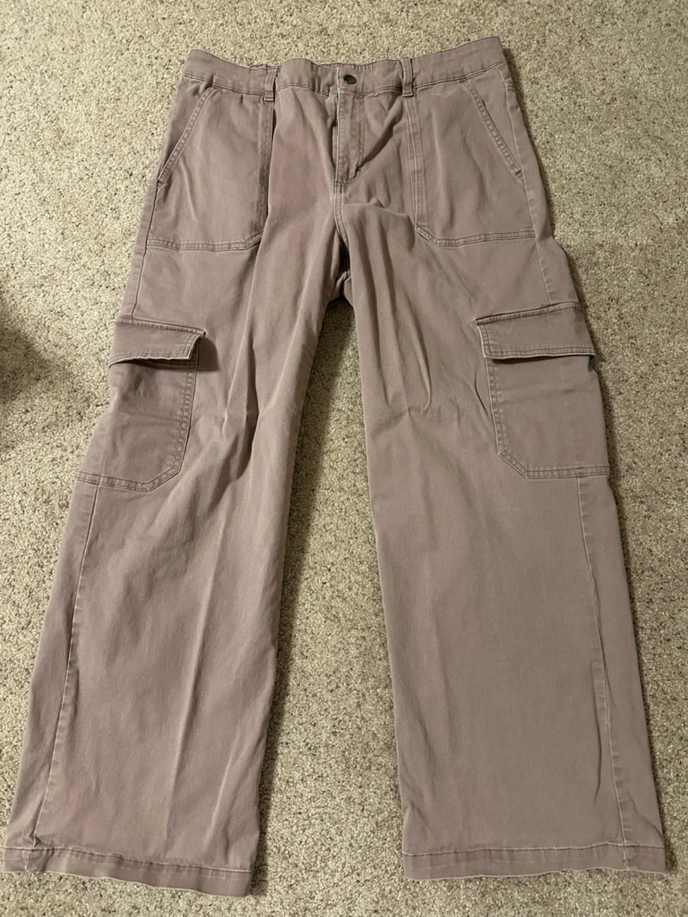 Women’s Cargo Pants in Mauve Taupe